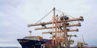 Arus Petikemas di PT Terminal Petikemas Surabaya Naik 6 Persen