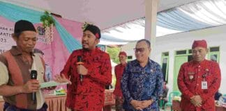 Bupati Sumenep Serahkan Sertifikat Program PTSL kepada Warga Gedang Gedang