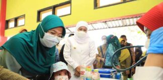 Imunisasi Polio Digelar Serentak di Jatim, Gubernur Khofifah Minta Orang Tua Ajak Anak ke Pos Imunisasi Terdekat