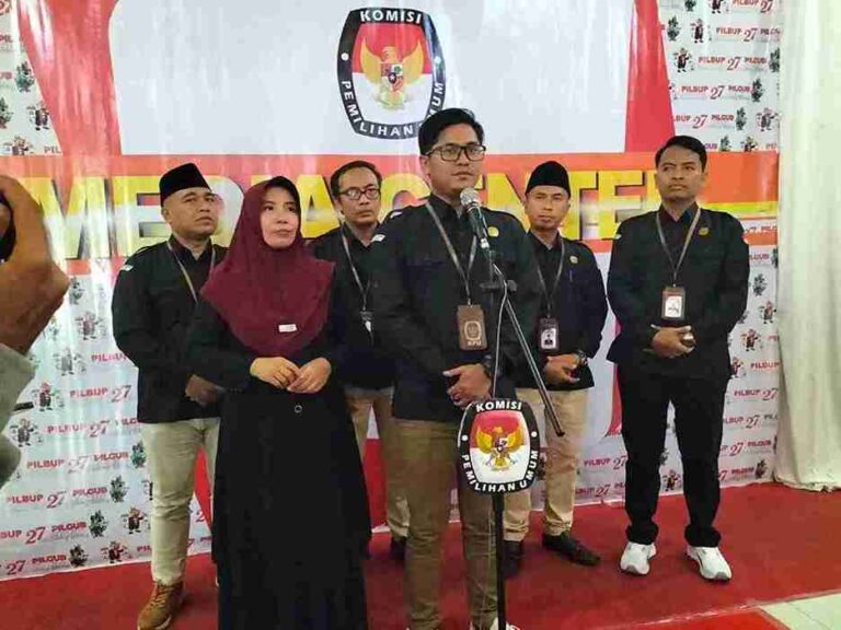 Hari Ini, Kpu Pamekasan Terima 2 Pendaftar Calon Bupati  Pamekasan 2024
