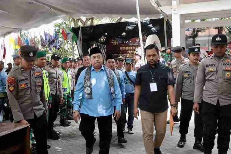 Ratusan Polisi Disiagakan Amankan Pendaftaran Paslon Pilbup Jombang 2024