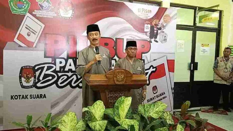 Hari Ini, Pasangan Calon Bupati Pamekasan Fattah Jasin – Mujahid Cek Kesehatan