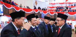 Anggota DPRD Jatim 2024-2029 Resmi Dilantik, Pj Gubernur Jawa Timur: Selamat Jalankan Tugas, Utamakan Kepentingan Rakyat