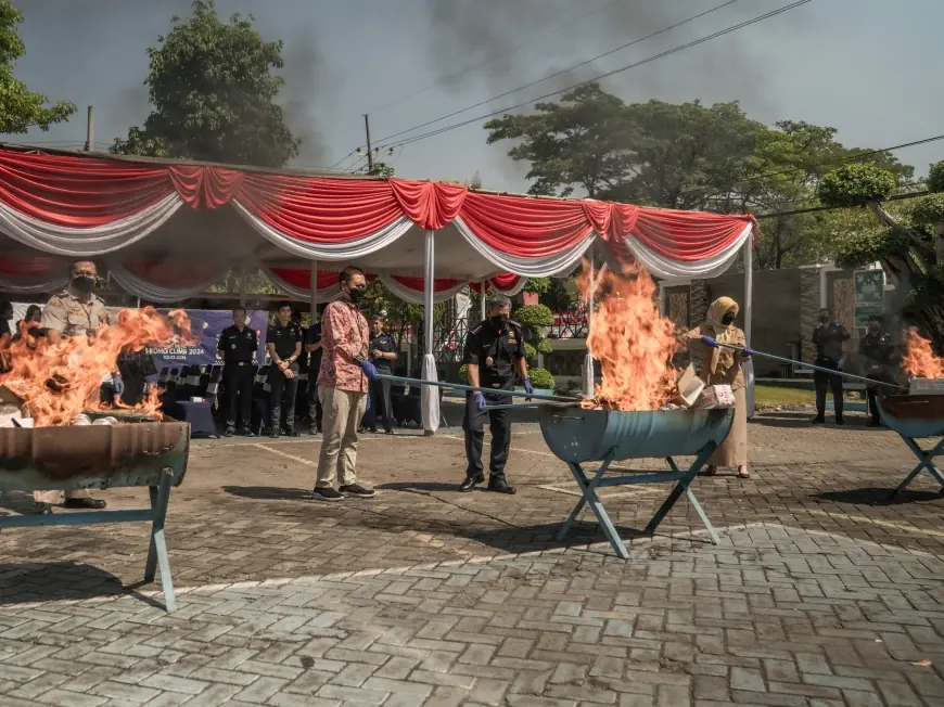 beacukai Juanda musnahkan barang ilegal