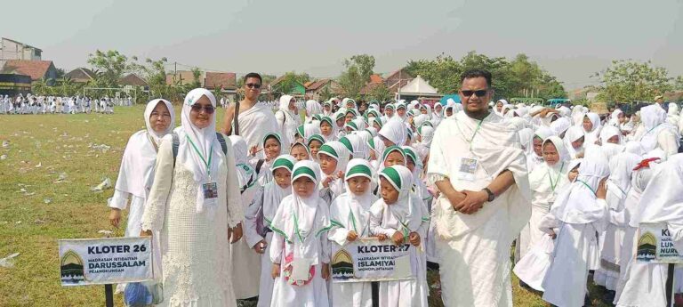Ratusan Siswa Mi Islamiyah Wonoplintahan Prambon Ikuti Manasik Haji