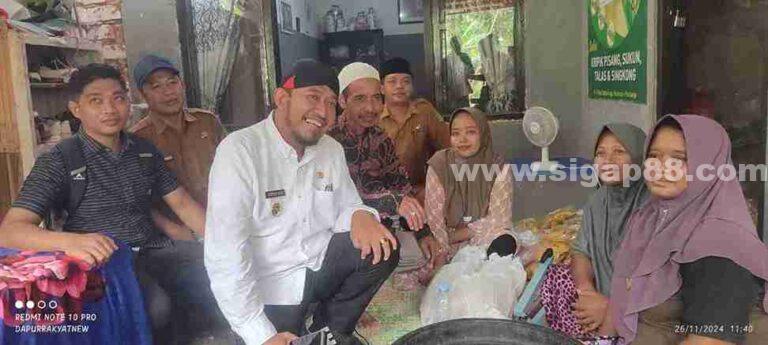 Bupati Sumenep Serahkan Klaim Asuransi Bpjs Ketenagakerjaan