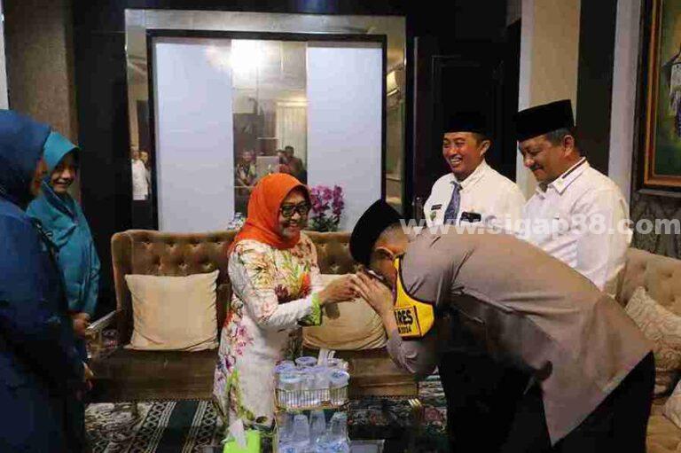 Fokopimda Jombang Datangi Kediaman Ke 2 Paslon