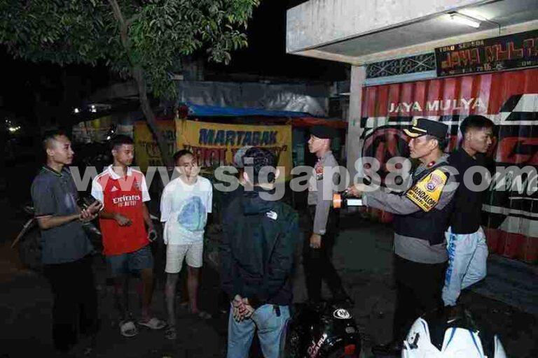 Polres Jombang Amankan 7 Pemuda Pesta Miras
