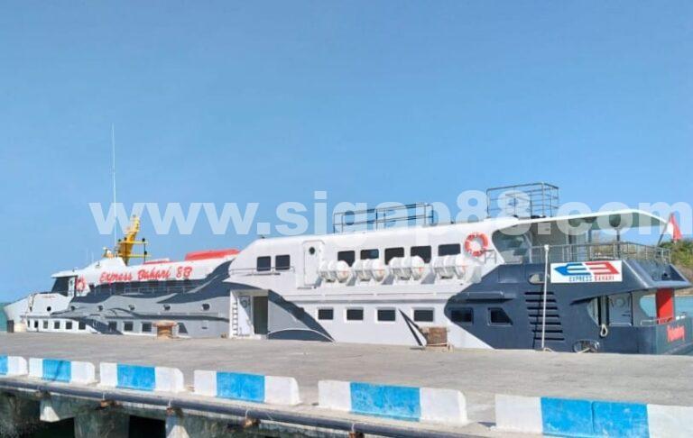 Kapal Express Bahari 8B Pilihan Tepat Sarana Transportasi Laut Saat Libur Nataru