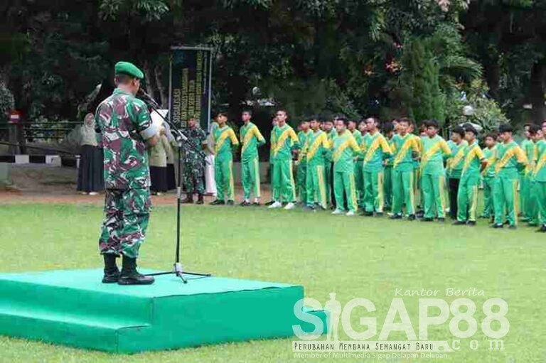 154 Siswa Smp Plus Nurul Hikmah Ikuti Ldks Di Kodim 0826 Pamekasan