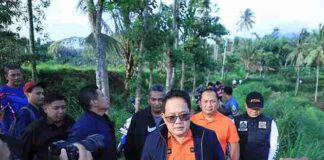 Gerak Cepat, Pj Gubernur Jatim Tinjau Banjir Bandang di Bondowoso