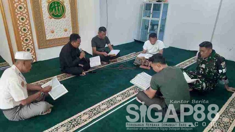 Anggota Kodim 0826 Pamekasan Gelar Tadarus Al-Qur’An Di Bulan Suci Ramadhan