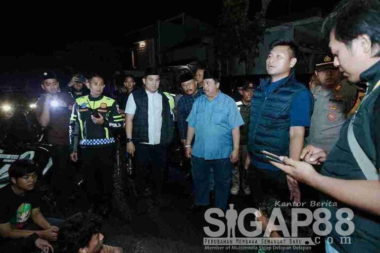 Kapolres Jombang Dan Bupati Pimpin Patroli Sepertiga Malam