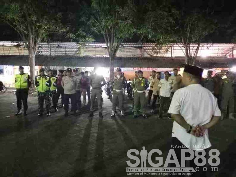 Kepala Dinas Koperasi Ukm Dan Naker Pamekasan Gelar Sosialisasi Penutupan  Sementara Eks Pjka