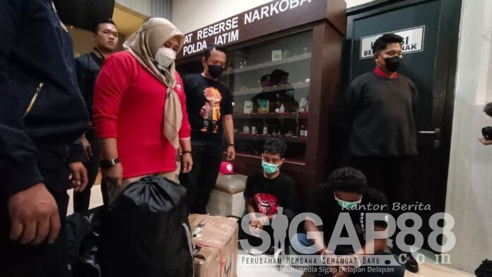 Polda Jatim bongkar sindikat narkoba iran