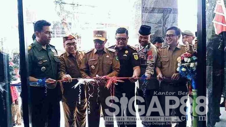 Bupati Pamekasan Resmikan Gedung Perpustakaan M. Tabrani