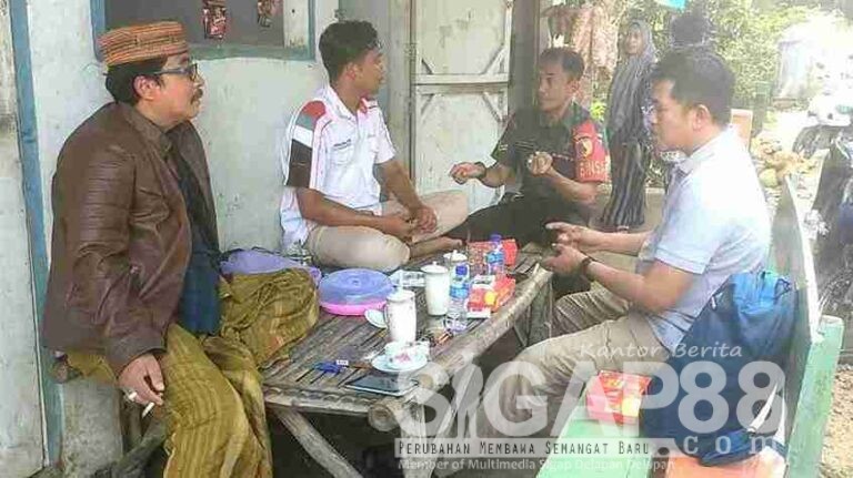 Babinsa Koramil 0826-08 Palengaan Lakukan Komsos Dengan Warga Binaan Di Desa Panaan
