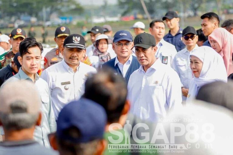 Gubernur Jatim Dampingi Wapres Tanam Padi, Tinjau Pabrik Beras Di Ngawi, Khofifah: Jatim Kontributor Padi Tertinggi