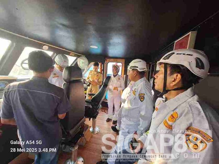 Pastikan Keselamatan Pelayaran, Ksop Kelas Ii Gresik Lakukan Uji Petik Kapal