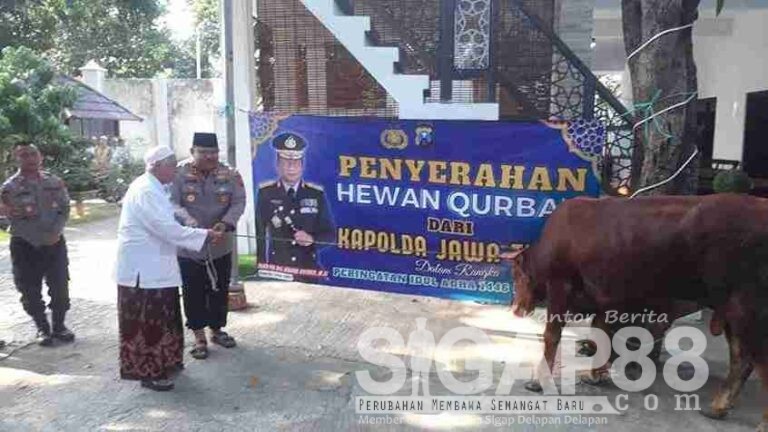 Kapolres Pasuruan Silaturahmi Dan Distribusikan Hewan Kurban Ke Ponpes Dan Tokoh Agama