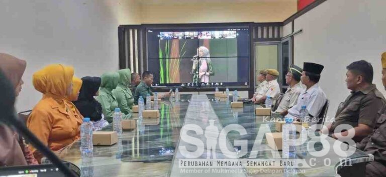 Kodim 0826 Pamekasan Ikuti Komsos Dengan Keluarga Besar Tni Tingkat Pusat Secara Virtual