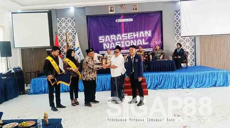 Sarasehan Unira2