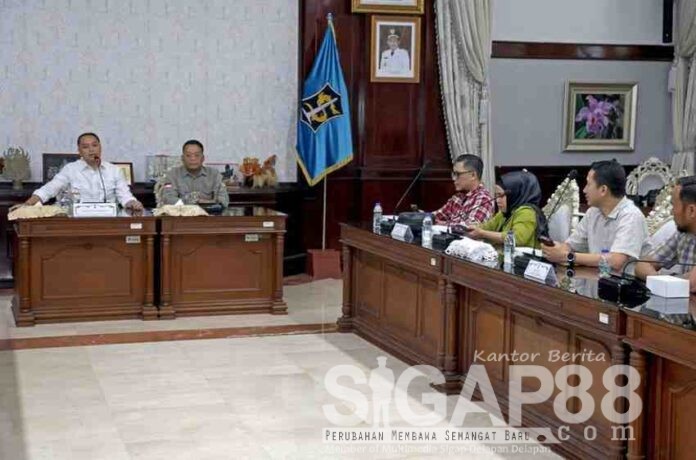 sepakat Pemkot Surabaya dan Pengusaha parkir gratis