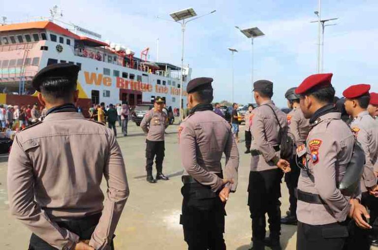 Kabag Ops Polres Sumenep Pimpin Apel Keberangkatan Patroli Safari Kepulauan