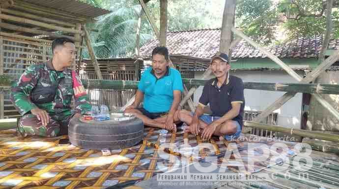 Komsos dusun solot