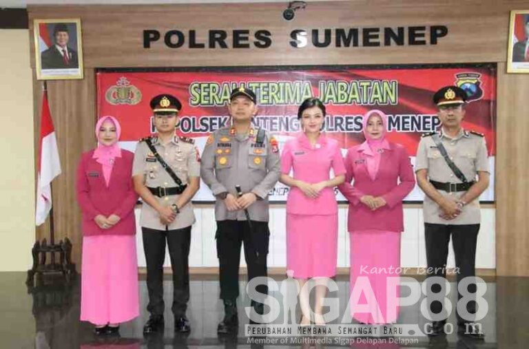 Kapolres Sumenep Pimpin Upacara Sertijab Kapolsek Lenteng