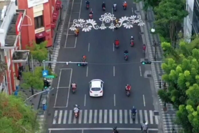 Pemkot Surabaya Targetkan Perbaikan Infrastruktur Jalan Tunjungan Rampung Akhir Juli 2025