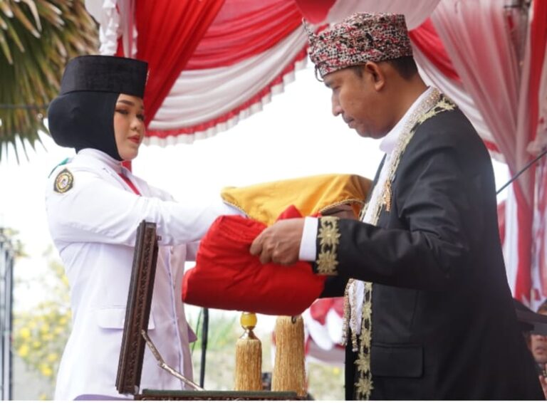 Bupati Sumenep Jadi Inspektur Upacara Peringatan Detik Detik Proklamasi Kemerdekaan Ri Tahun 2025