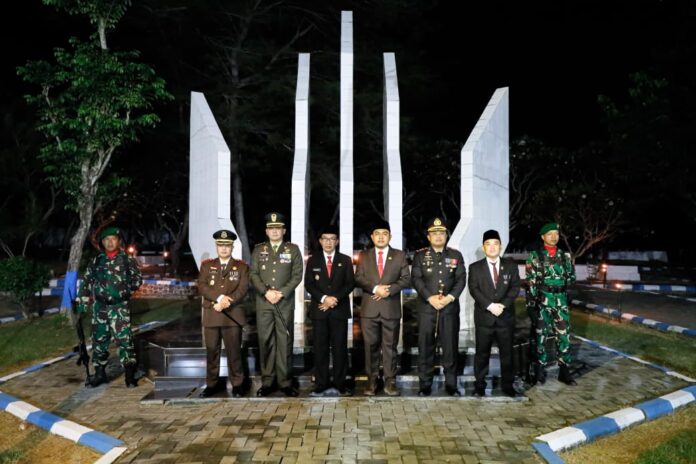 Dandim 0826 Pamekasan Pimpin Apel Kehormatan Dan Renungan Suci HUT RI Ke-80