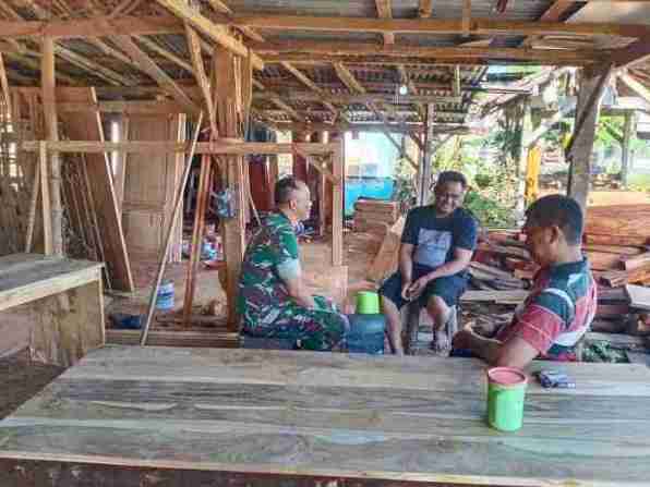 koramil pamekasan komsos pengrajin kayu
