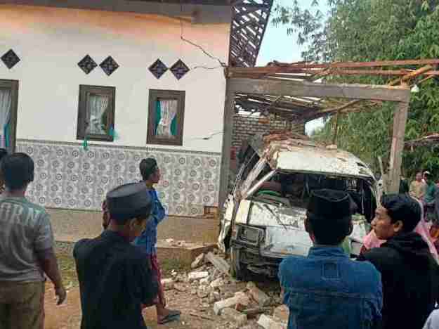 Polres Sumenep Lakukan Penyelidikan Kasus Meledaknya Mobil Warga di Kecamatan Ambunten