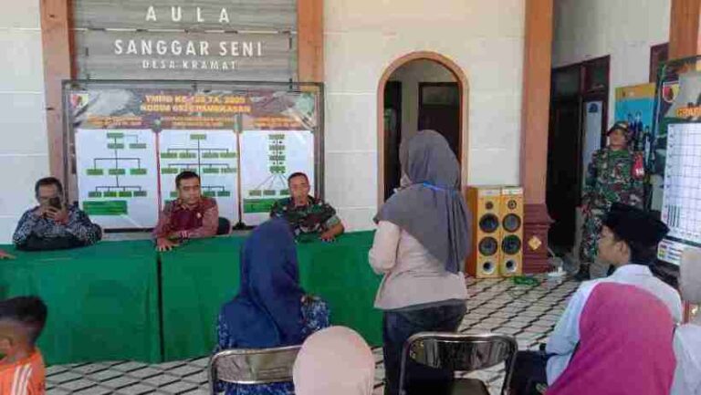 Satgas Tmmd Ke-125 Kodim 0826 Pamekasan Adakan Penyuluhan Keluarga Berencana Di Desa Keramat