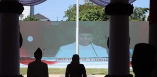 Gubernur Jawa Timur Ikuti Upacara HUT ke-80 RI Secara Virtual di Gedung Negara Grahadi Surabaya