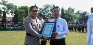 Kapolres Jombang Beri Penghargaan kepada 17 PNPP Berprestasi