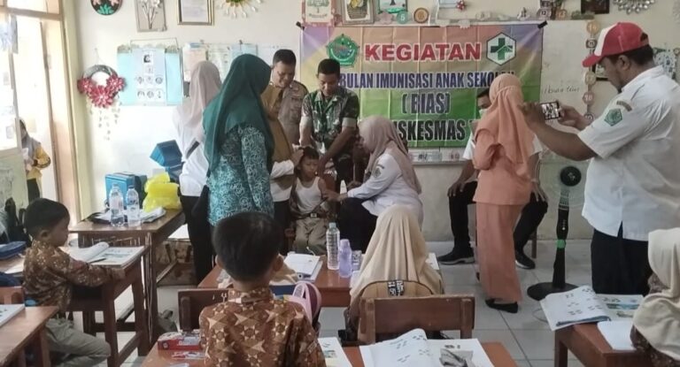 Dukung Pencegahan Penyakit Campak, Babinsa Koramil 0826-01 Pamekasan Dampingi Program Bias Di Sdn 1 Kangenan