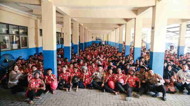 Kapolres Jombang Beri Penyuluhan Kepada Pelajar, Imbau Tak Ikut Demonstrasi Dan Bijak Bermedsos