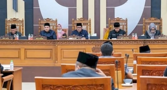 DPRD kab Pasuruan penyampaian nota
