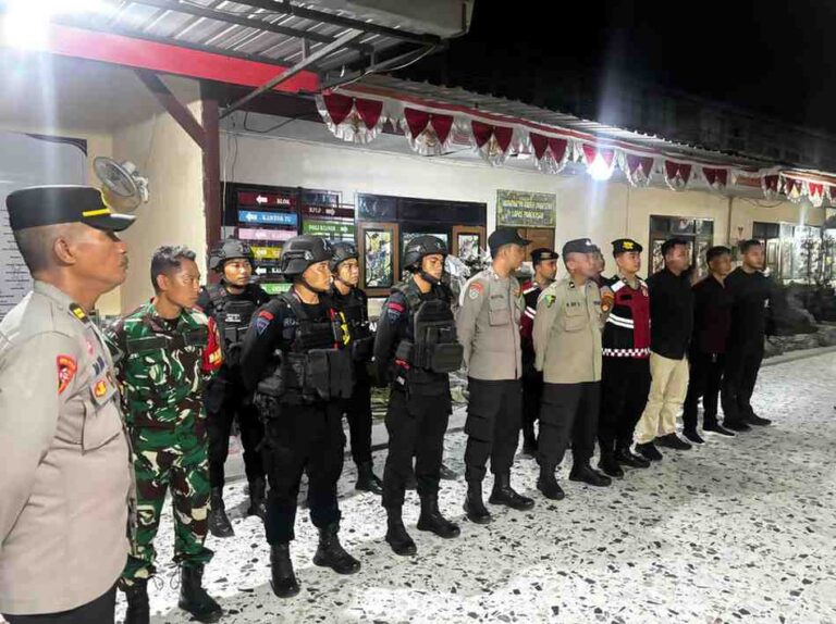 Tingkatkan Keamanan Lingkungan, Lapas Pamekasan Gelar Razia Gabungan
