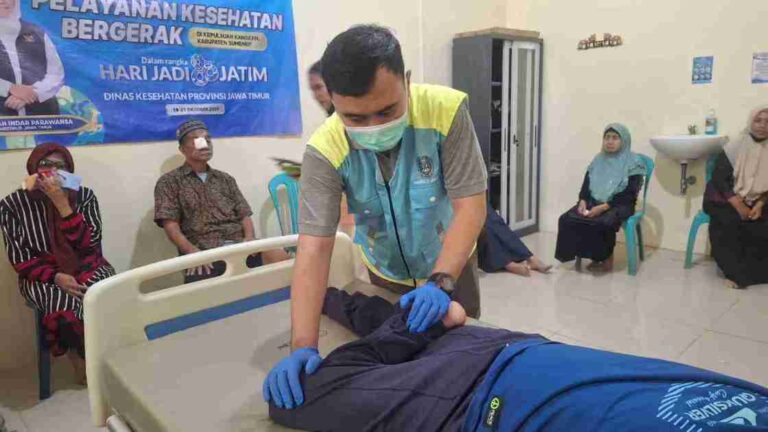 Yankes Bergerak Jatim: 84 Warga Kangean Dapat Layanan Kesehatan Tradisional