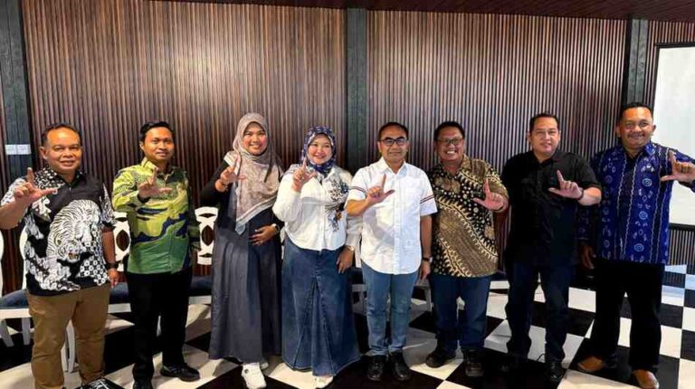 Perhutani Kph Jombang Ucapkan Selamat Kajari Mojokerto Atas Promosi Barunya