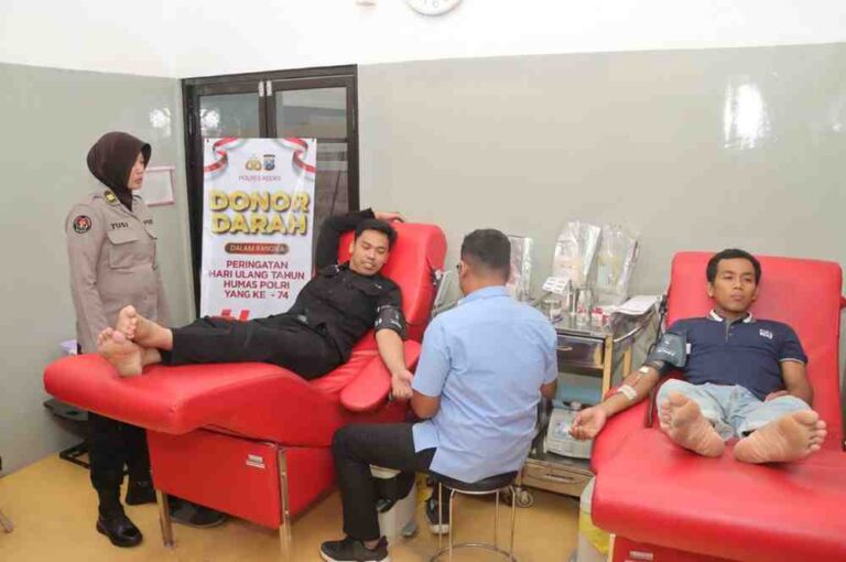 Rayakan Hut Ke-74 Humas Polri, Polres Kediri Gelar Donor Darah