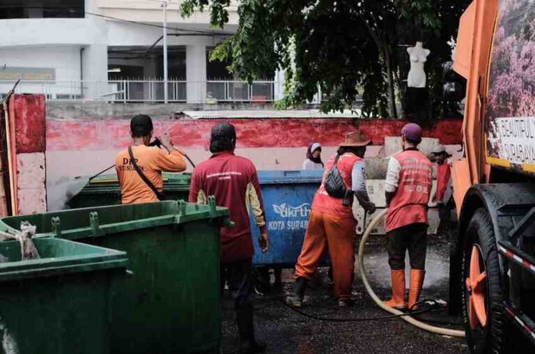 Dlh Surabaya Siapkan Space Buang Sampah Ukuran Besar, Ini Caranya