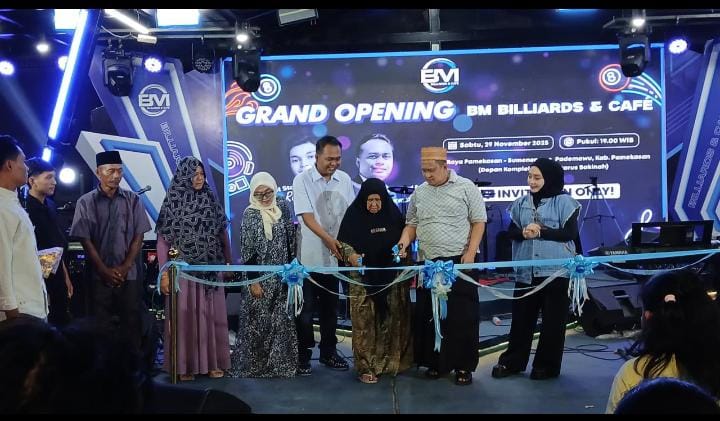 Grand Opening Bm Billiard Dan Cafe, Haji Her Santuni 41 Anak Yatim
