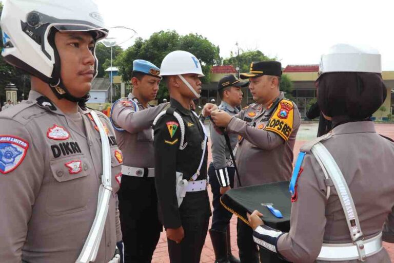 Polres Sumenep Gelar Apel Operasi Zebra Semeru 2025