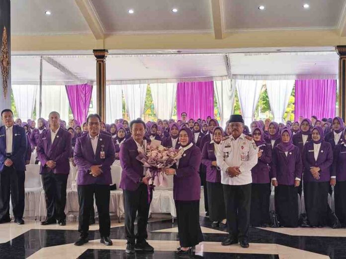 pelantikan tim kecamatan dan desa