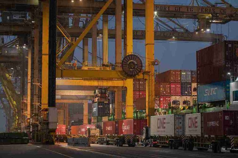 Terminal Petikemas Surabaya Siap Hadapi Lonjakan Aktivitas Libur Nataru